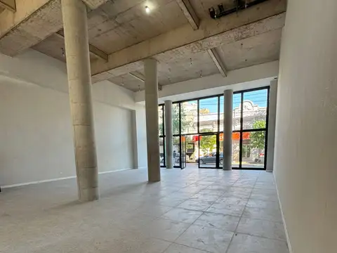 Local en Venta en Zarate, USD 550.000