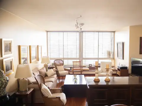 Departamento en Venta de 4 dormitorios
