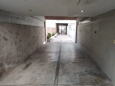 calle 5 1400, Piso 1