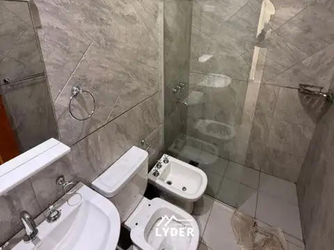 Departamento en alquiler c/ cochera en Nueva Resistencia
