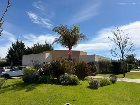 Casa en Venta en El Recodo 100