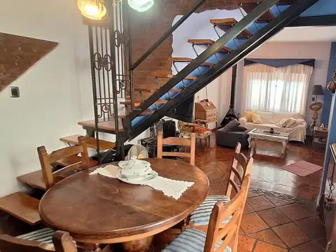 Depto Tipo Casa en Venta 16 años