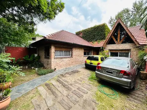 Casa en Venta en Burzaco, USD 115.000