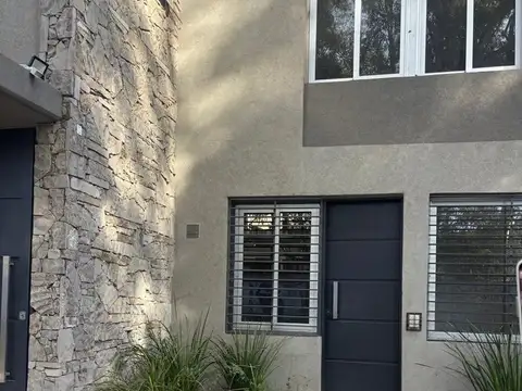 Duplex en venta en Godoy Cruz, 3 dormitorios