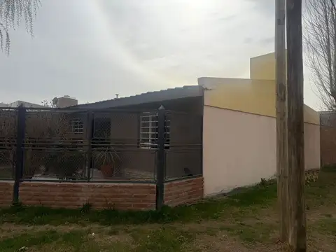 Casa en Venta en Plottier, USD 135.000