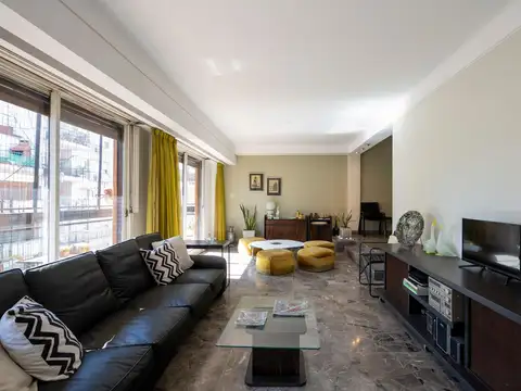 Departamento en Venta de 6 ambientes