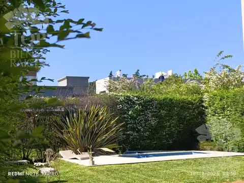 Casa 3 ambientes con 2 baños