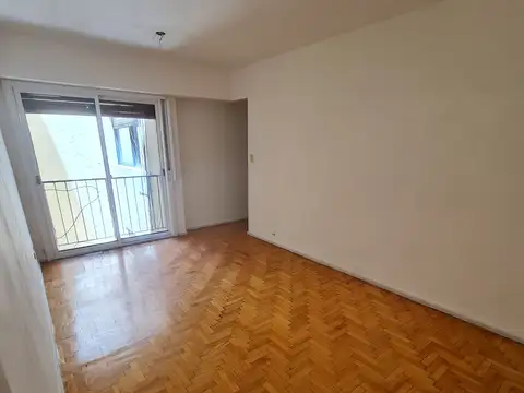 Sarmiento 1700, Piso 7