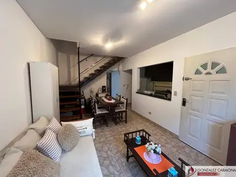 Depto Tipo Casa en Venta de 2 dormitorios