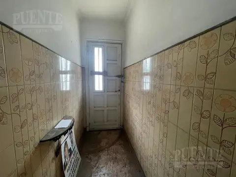 Hipolito Yrigoyen al 5500