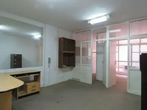 ALQUILER DE OFICINA CON  BAJAS EXPENSAS (Precio + cuotas)