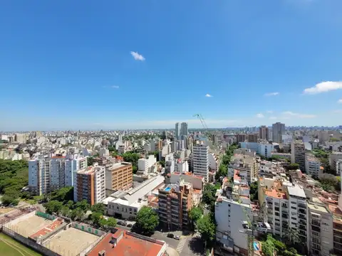 Alquiler 24 Meses en Caballito. Departamento de 4 Ambientes y Dependencia. Vista Panorámica. Cochera optativa