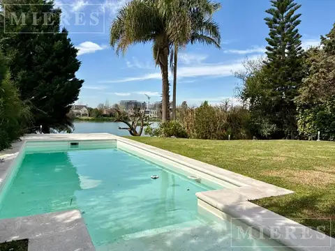 Casa en Altamira a la laguna- Alquiler anual amoblado
