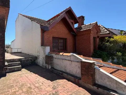 Casa en Venta en Acassuso, USD 400.000