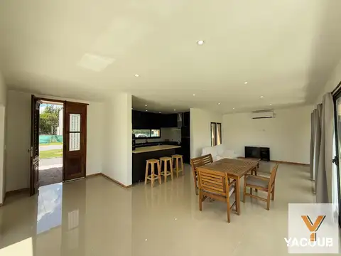 Casa en Alquiler al Norte