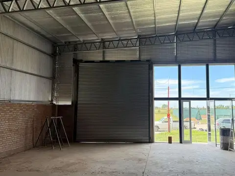 Galpon en Venta 30  mts Fondo