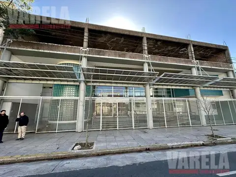 Edificio Comercial en Venta Floresta, J.B Alberdi 3255 (Ex Clinica Med) Alquiler u$s 10.000.000