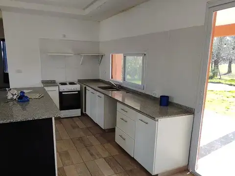 Casa en Venta con 4 cocheras