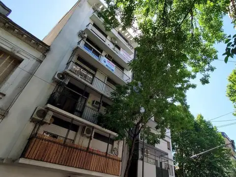 DEPTO 4 AMB EN CABALLITO PRIMERA JUNTA ROJAS AL 300