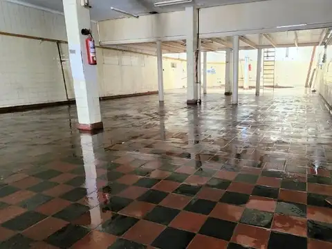 Terreno en Alquiler 9  mts Frente