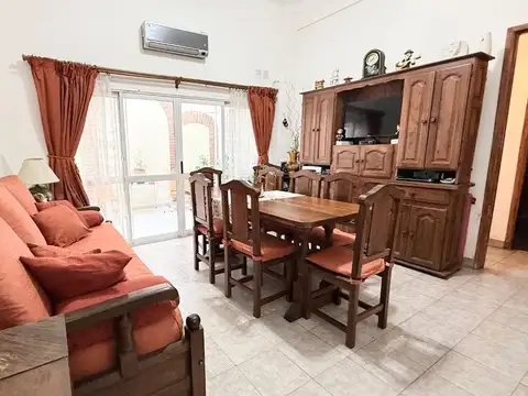Depto Tipo Casa 3 ambientes con 1 baño