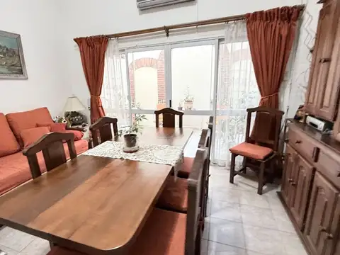 Depto Tipo Casa en Venta de 2 dormitorios