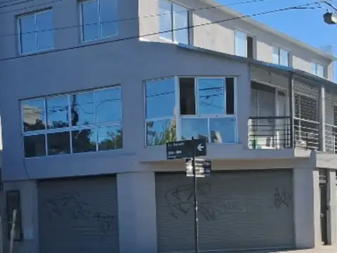 A ESTRENAR! EN ESQUINA