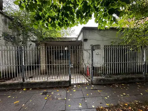 Galpon en Venta en Martínez, USD 550.000