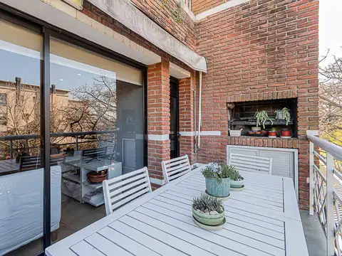 Duplex en venta. Terraza. Parrilla. Pileta. Amenities. Solar de San Isidro
