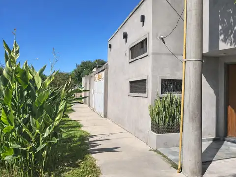 Casa en Venta en Granadero Baigorria, USD 129.000