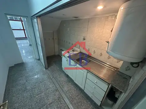 Galpon en Alquiler 35  mts Fondo