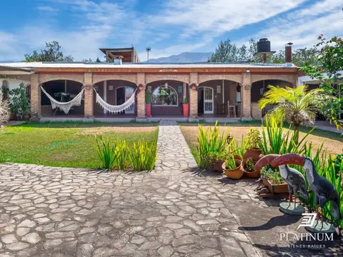 Casa quinta en venta  ubicado en Campo Quijano