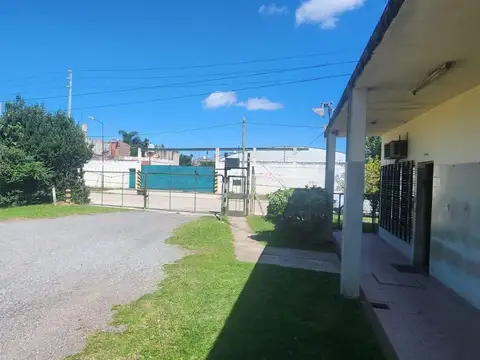 Galpon en Alquiler en Gregorio De Laferrere, $ 6.000.000