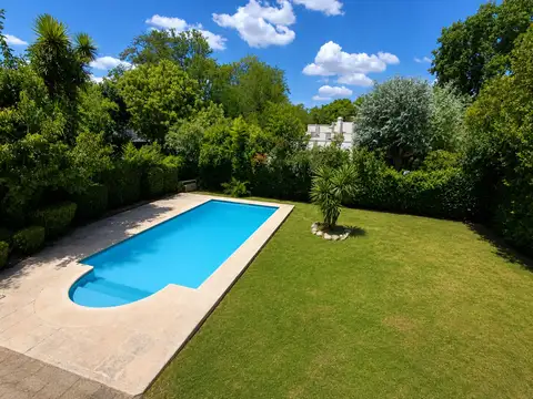 Casa 6 ambientes con 3 baños