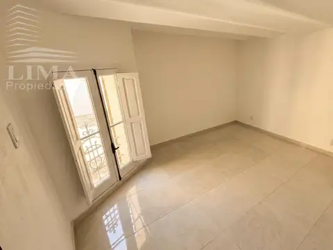 Casa de pasillo en Abasto