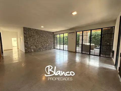 Casa en Alquiler al Sur
