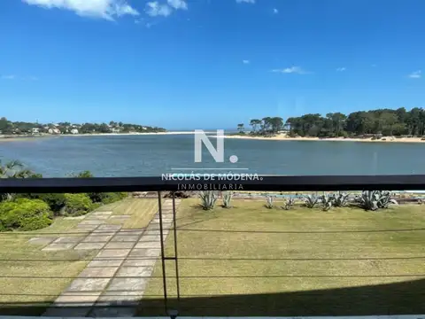 Departamento 5 ambientes con 3 baños