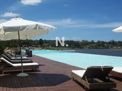 ALQUILER LA BARRA 4 DORMITORIOS SERVICIO MUCAMA PISCINA