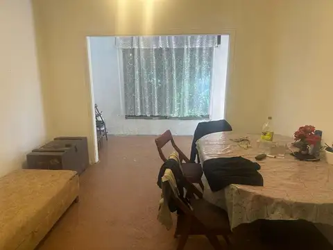 hipolito yrigoyen al 3900