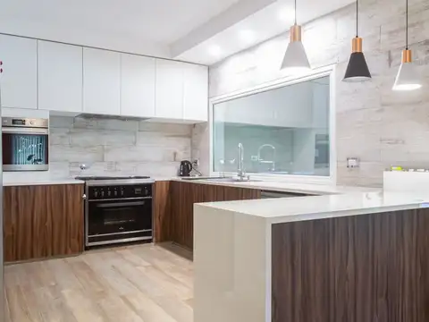 CASA EN VENTA 6 AMBIENTES EL ROCIO