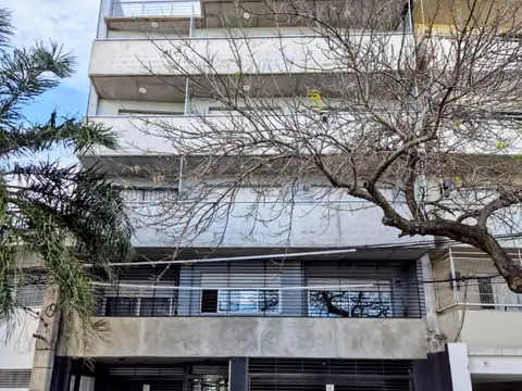 CRESPO 100, Piso 02