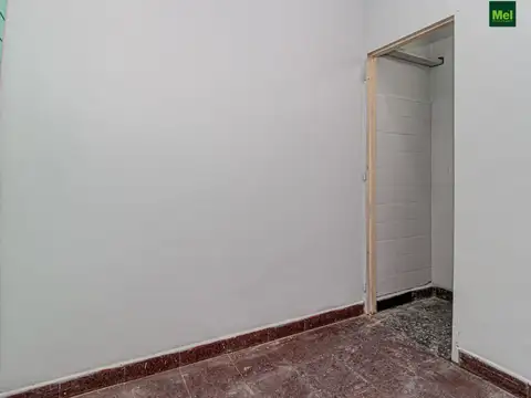 Local en Alquiler en Villa Real, $ 450.000