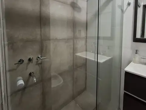 Departamento en Alquiler en Godoy Cruz, $ 800.000