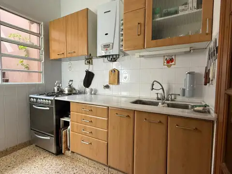 Casa 3 ambientes con 2 baños