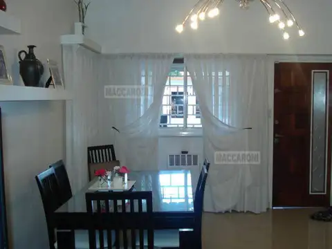 Depto Tipo Casa en Venta de 4 ambientes