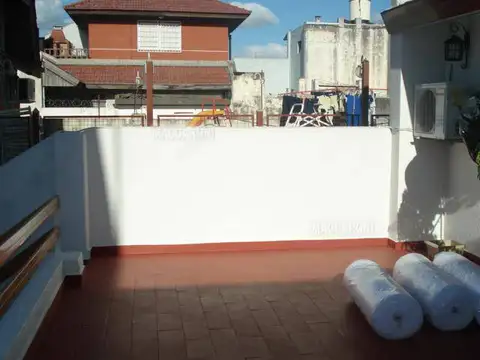 Depto Tipo Casa en Venta en Mataderos, USD 150.000