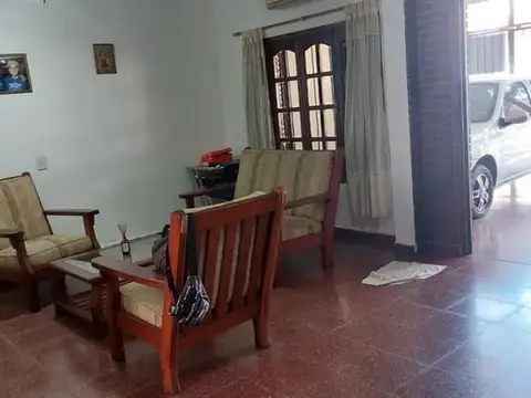 Casa 3 Amb en Quilmes | Apta Crédito | Patio y Cochera