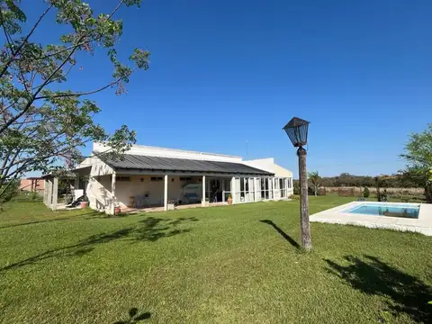 Casa en Venta en Colonia Carolina, USD 60.000
