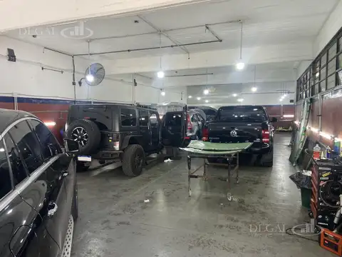 Galpon en Venta en Parque Chacabuco, USD 430.000