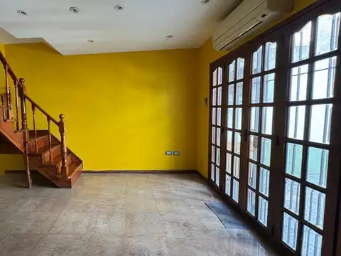 ALQUILER PH TIPO  CASA 4 AMB CON PATIO Y TERRAZA